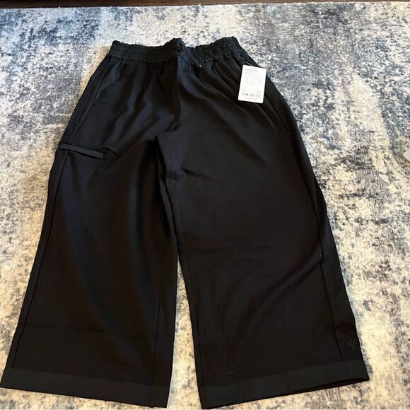 Athleta Triumph Hybrid Wide Crop - Picture 4 of 9